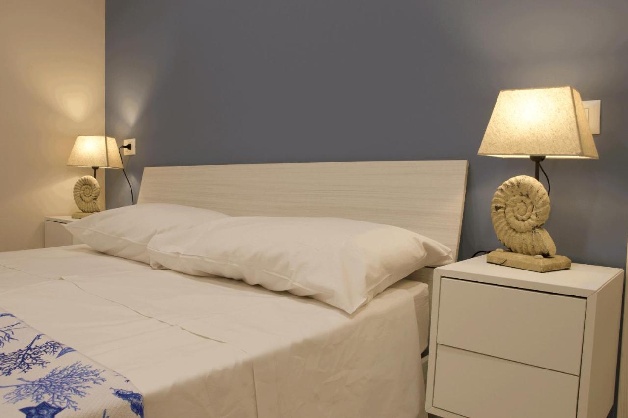 Athena Rooms With Private Spa Пакіно Екстер'єр фото