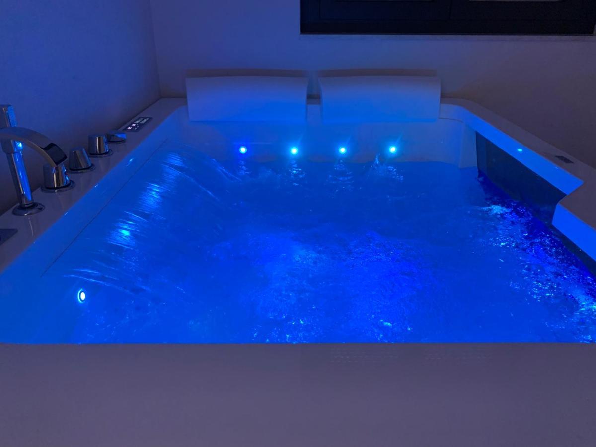 Athena Rooms With Private Spa Пакіно Екстер'єр фото